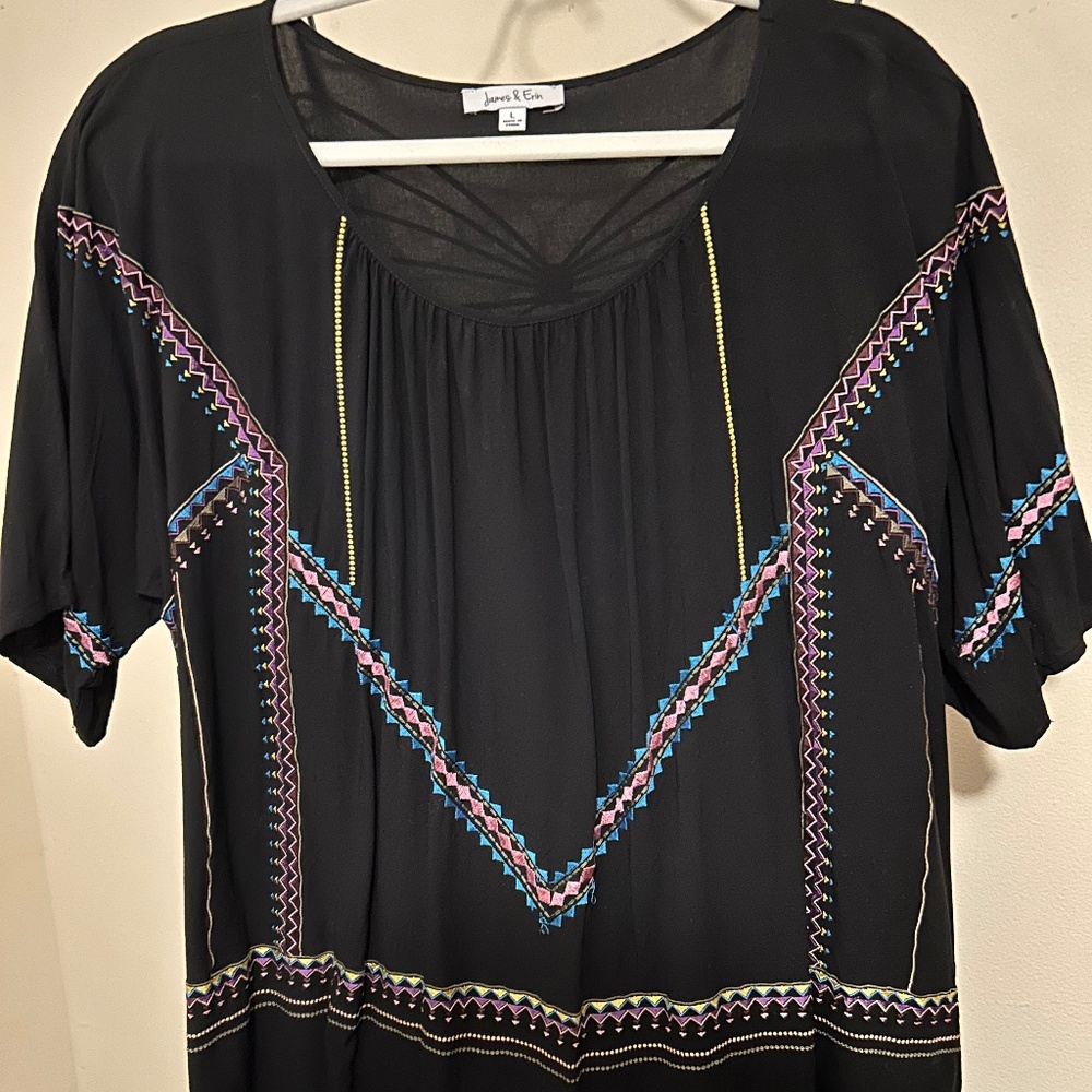 James & Erin Women's Multicolor Embroidered Top